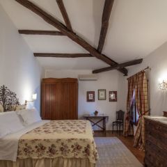 Hotel Lucrezia 12