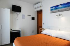 Double room with balcony 5